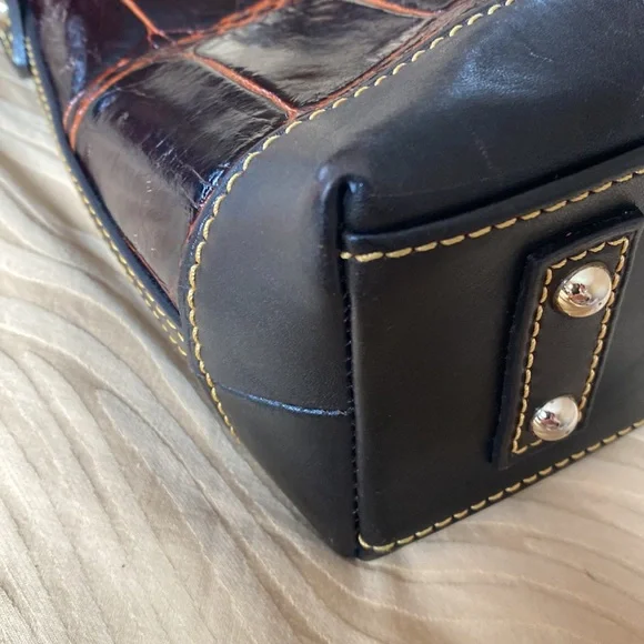 Dooney and Bourke brown crossbody bag - Picture 8 of 10